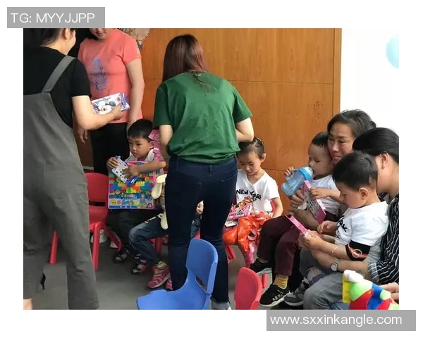 李玟携手姚明共助公益事业传递爱心与希望