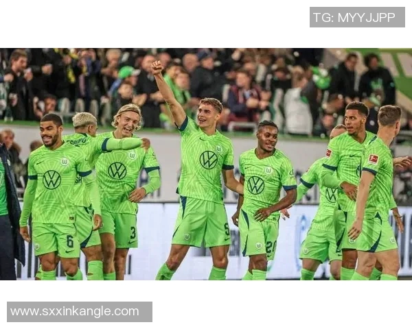 沃尔夫斯堡坚守阵地,瞄准德甲前六,稳步迈进欧战资格赛 沃尔夫斯堡坚守阵地,瞄准德甲前六,稳步迈进欧战资格赛